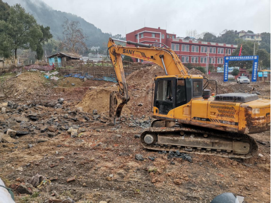 伍罕鳴調研3614廠地塊土壤污染治理修復項目 以更嚴標準更實舉措守護土地安全